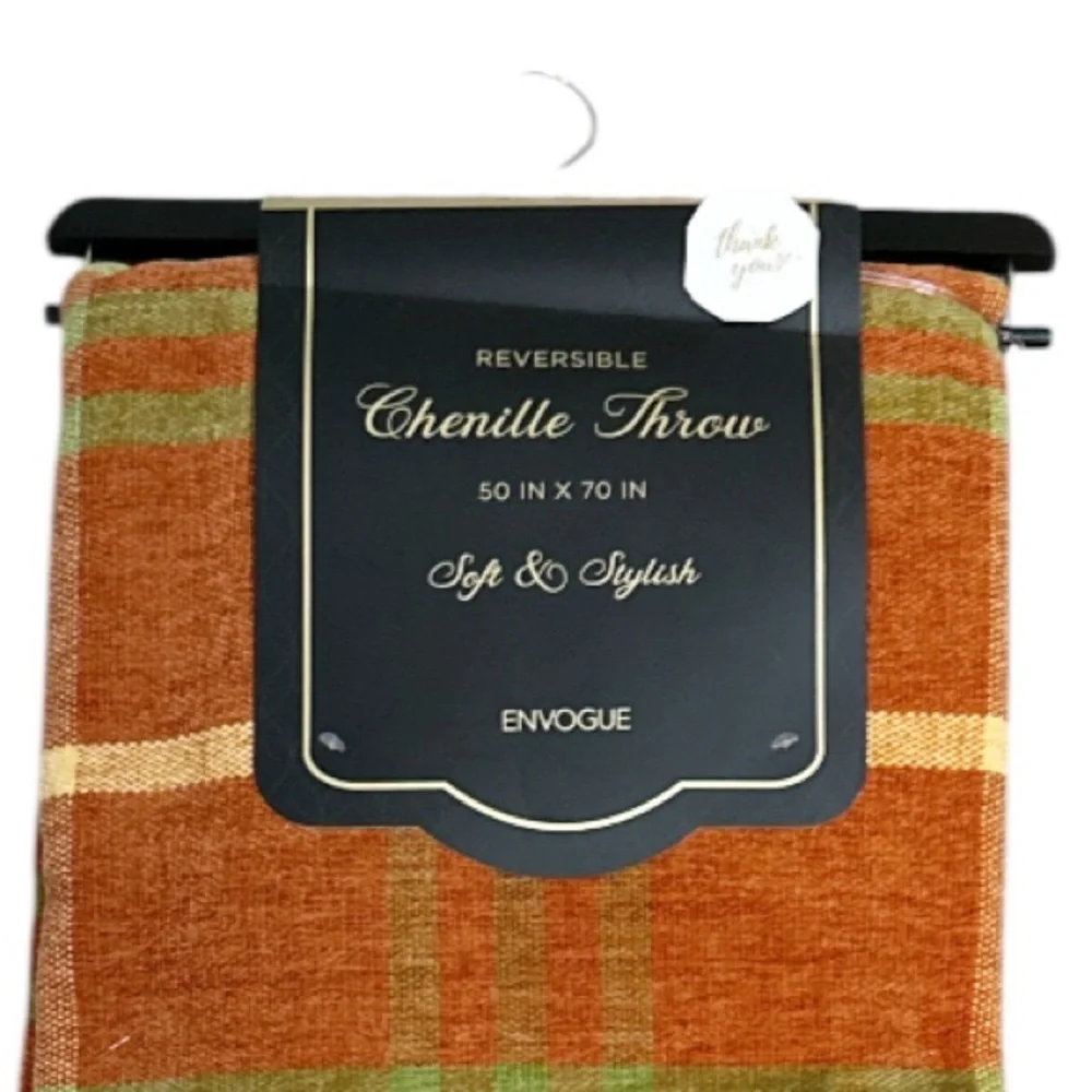 NEW Envogue CHENILLE REVERSIBLE Throw